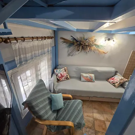 Azure Loft Daire Kavala